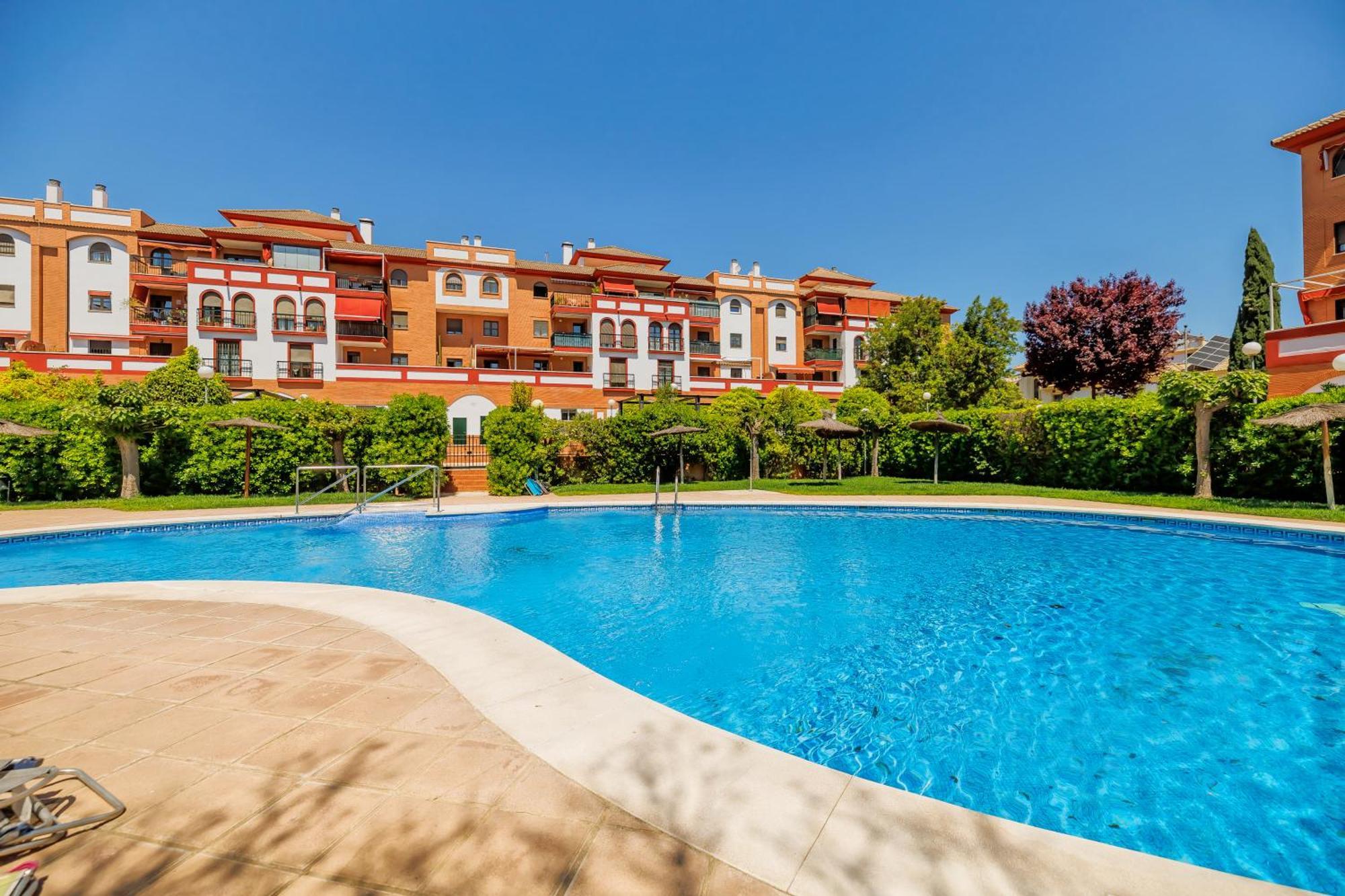 Apartamento Lirio Apartment & Parking & Piscina Córdoba