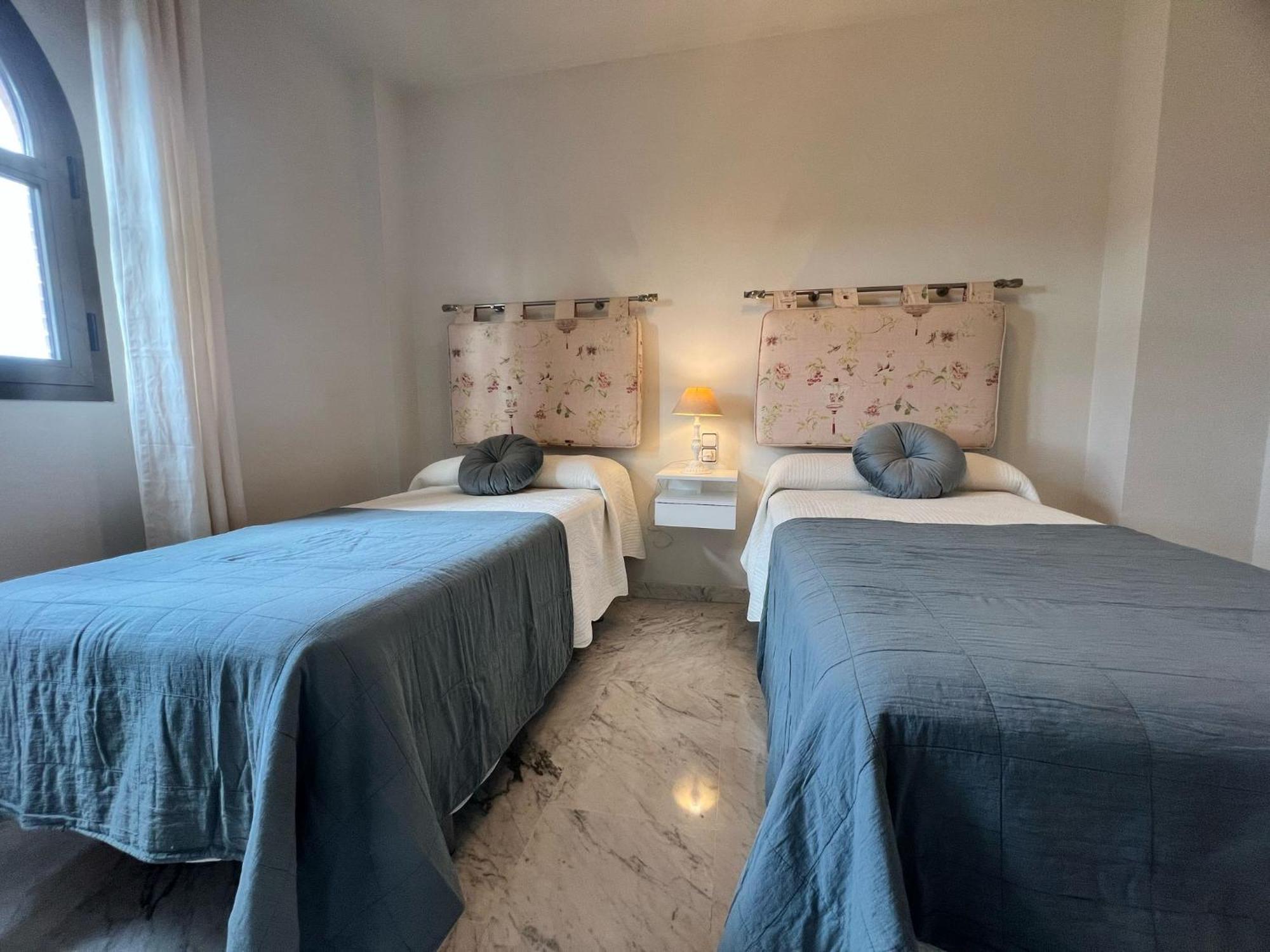 Lirio Apartment & Parking & Piscina *