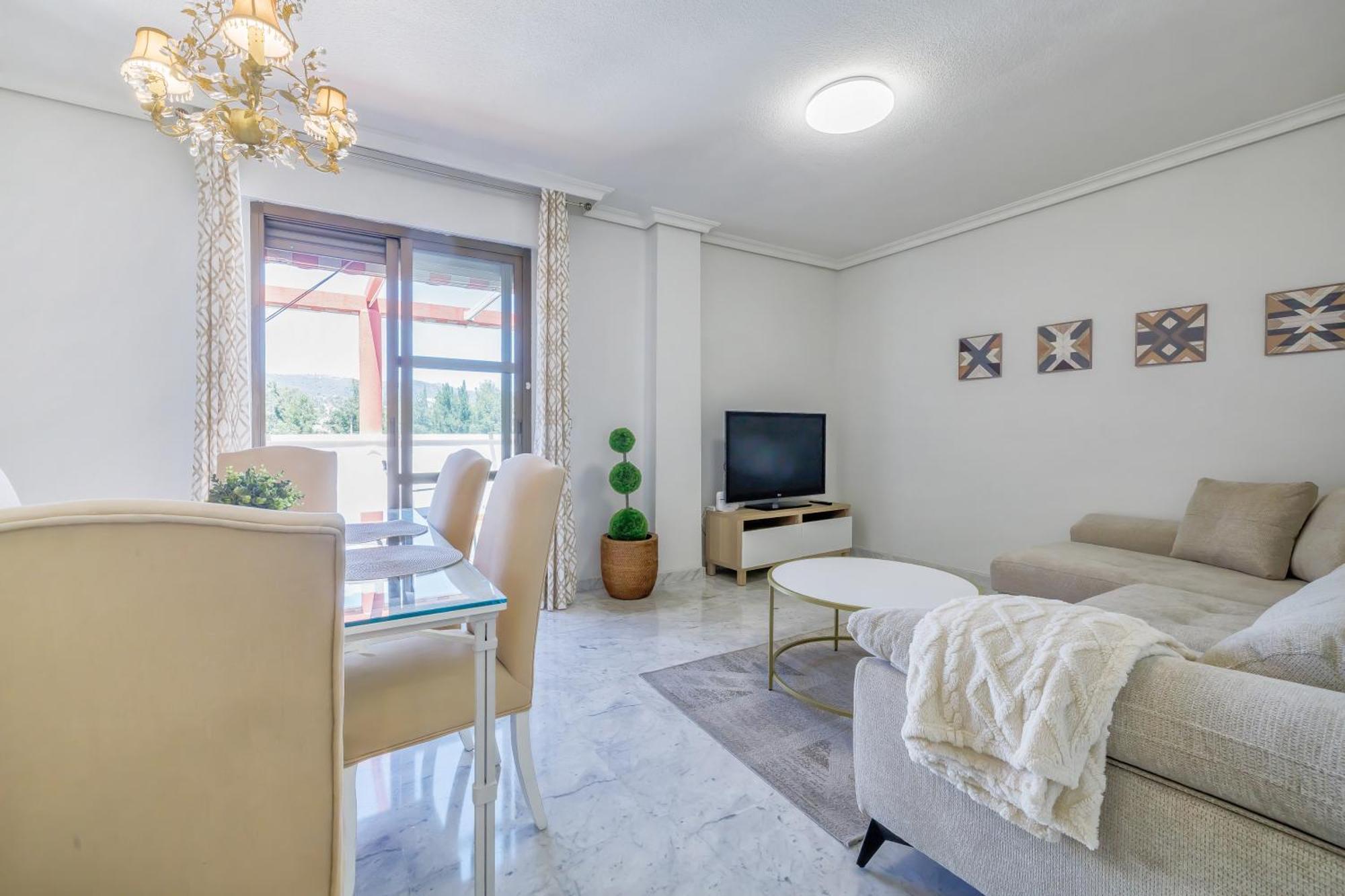 Lirio Apartment & Parking & Piscina *